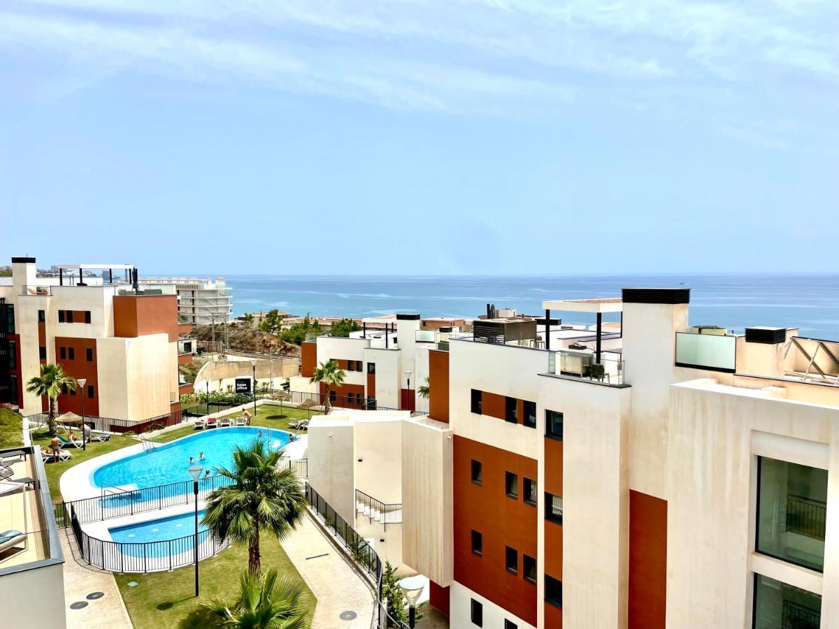 Luxury 3 Bedroom Apartment 300M From The Beach Fuengirola Exteriör bild